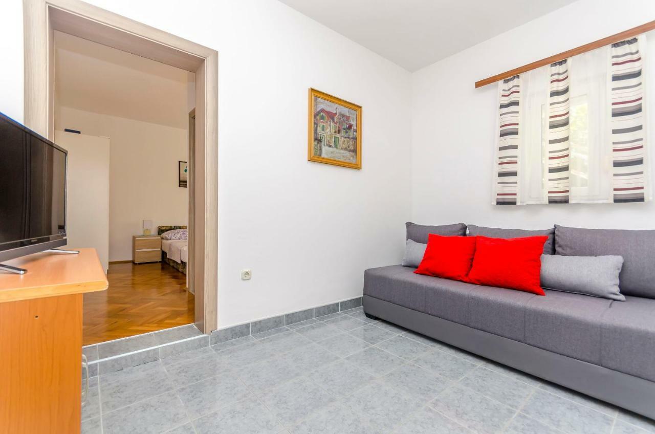 Apartments Tonka Donji Okrug  Extérieur photo